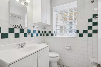6434 N Mozart Street, Chicago, IL 60645 - Photo 19