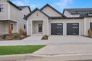 5 Beech Tree Pl, Ottawa, IL 61350 - Photo 1