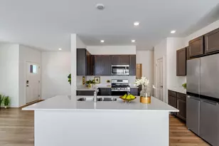 6417 Juniper Dr, Wonder Lake, IL 60097 - Photo 3