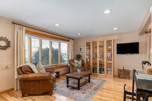 6235 S Rutherford Ave, Chicago, IL 60638 - Photo 5