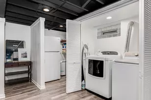 6235 S Rutherford Ave, Chicago, IL 60638 - Photo 23