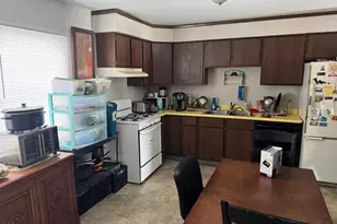 [Address not provided], Champaign, IL 61821 - Photo 3