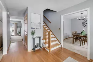 600 Ivy Ct, Lake Zurich, IL 60047 - Photo 3