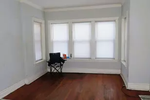 7550 S Calumet Ave, Chicago, IL 60619 - Photo 3