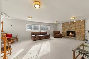 1308 Stonegate Rd, Naperville, IL 60540 - Photo 9