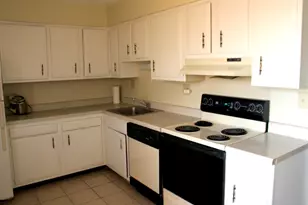 4500 Beau Monde Dr, Lisle, IL 60532 - Photo 15