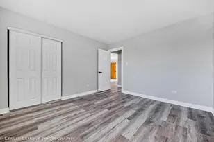 7653 S Roberts Rd, Bridgeview, IL 60455 - Photo 13