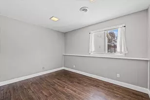 702 Devonshire Dr, Champaign, IL 61820 - Photo 31