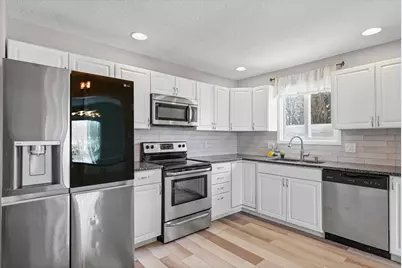 702 Devonshire Drive, Champaign, IL 61820 - Photo 11