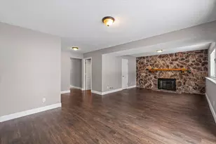 702 Devonshire Dr, Champaign, IL 61820 - Photo 23