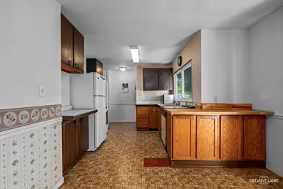 910 Southbridge Drive, Aurora, IL 60506 - Photo 7