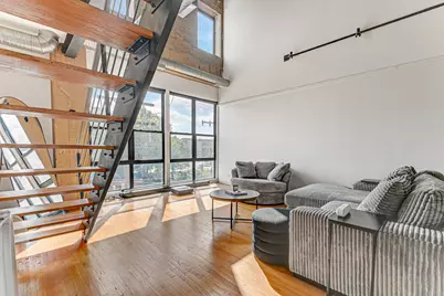 6300 S Woodlawn Street #305, Chicago, IL 60637 - Photo 5