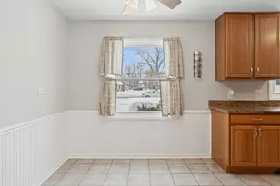 1902 N Washington St, Wheaton, IL 60187 - Photo 7