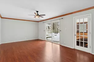 1902 N Washington St, Wheaton, IL 60187 - Photo 9