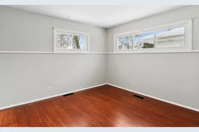 1902 N Washington Street, Wheaton, IL 60187 - Photo 15