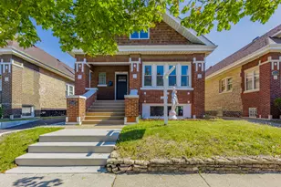 2107 East Ave, Berwyn, IL 60402 - Photo 1