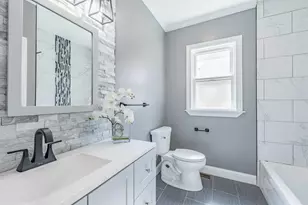 2107 East Ave, Berwyn, IL 60402 - Photo 17