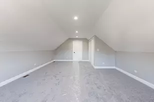 2107 East Ave, Berwyn, IL 60402 - Photo 27