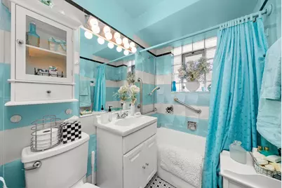 3915 W 64th Place, Chicago, IL 60629 - Photo 7