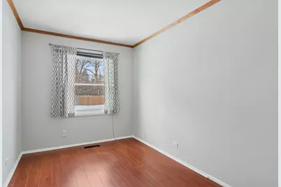 1902 N Washington Street, Wheaton, IL 60187 - Photo 11