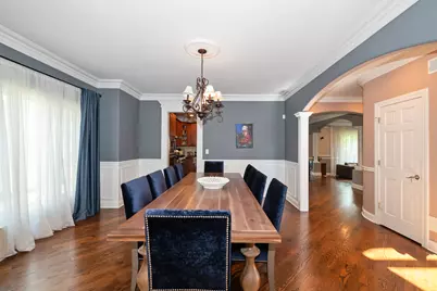 7715 Virginia Court, Willowbrook, IL 60527 - Photo 9