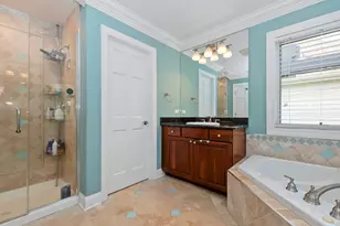 7715 Virginia Ct, Willowbrook, IL 60527 - Photo 17