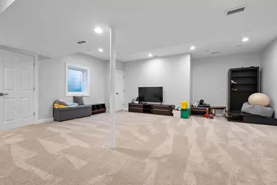 7715 Virginia Court, Willowbrook, IL 60527 - Photo 25