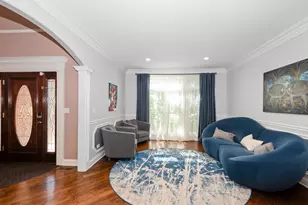 7715 Virginia Ct, Willowbrook, IL 60527 - Photo 11