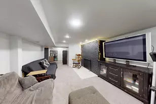 142 W Chicago Ave, Downers Grove, IL 60515 - Photo 27