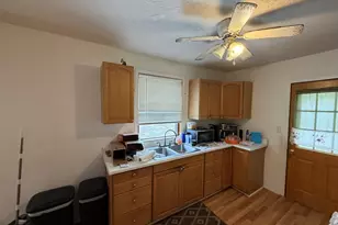 12504 Maple Ave, Blue Island, IL 60406 - Photo 5