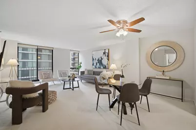 70 W Huron Street #607, Chicago, IL 60654 - Photo 3