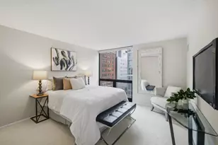 70 W Huron St, Chicago, IL 60654 - Photo 11