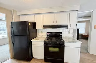 114 Melbrooke Dr, Elgin, IL 60123 - Photo 11