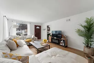 2449 Leyden Ave, River Grove, IL 60171 - Photo 7