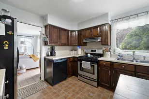 2449 Leyden Ave, River Grove, IL 60171 - Photo 17