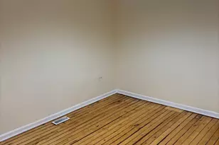 115 S Kilbourn Ave, Chicago, IL 60624 - Photo 9