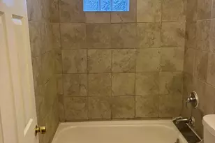 115 S Kilbourn Ave, Chicago, IL 60624 - Photo 7