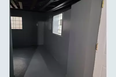 8617 S Bennett Avenue, Chicago, IL 60617 - Photo 15