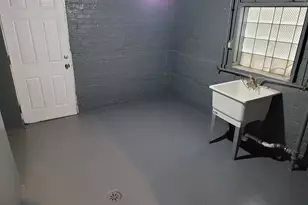 8617 S Bennett Ave, Chicago, IL 60617 - Photo 13