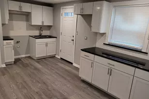 8617 S Bennett Ave, Chicago, IL 60617 - Photo 5