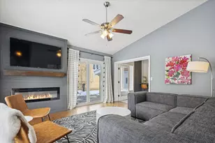 120 S Fairlane Ave, Elmhurst, IL 60126 - Photo 17