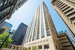 200 N Dearborn St, Chicago, IL 60601 - Photo 1