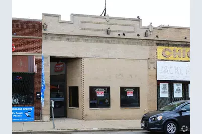 3348 W Montrose Avenue, Chicago, IL 60618 - Photo 1