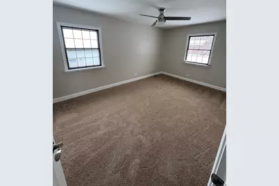 10 Lincoln Street, Lake in the Hills, IL 60156 - Photo 11