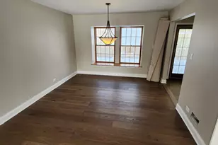 10 Lincoln St, Lake in the Hills, IL 60156 - Photo 3