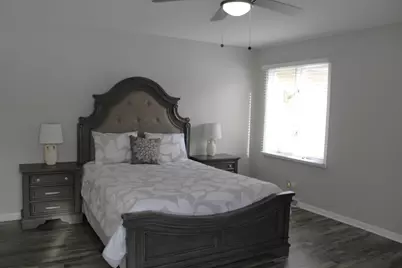 908 Glenmore Lane, Elgin, IL 60124 - Photo 15