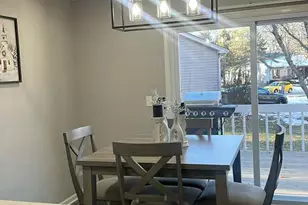 908 Glenmore Ln, Elgin, IL 60124 - Photo 9