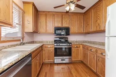 630 A W South Street, Pontiac, IL 61764 - Photo 11