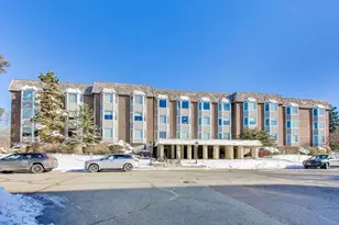 2400 Archbury Dr, Park Ridge, IL 60068 - Photo 23