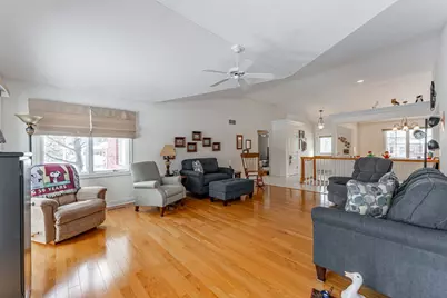 225 Secretariats Way #15, Belvidere, IL 61008 - Photo 9